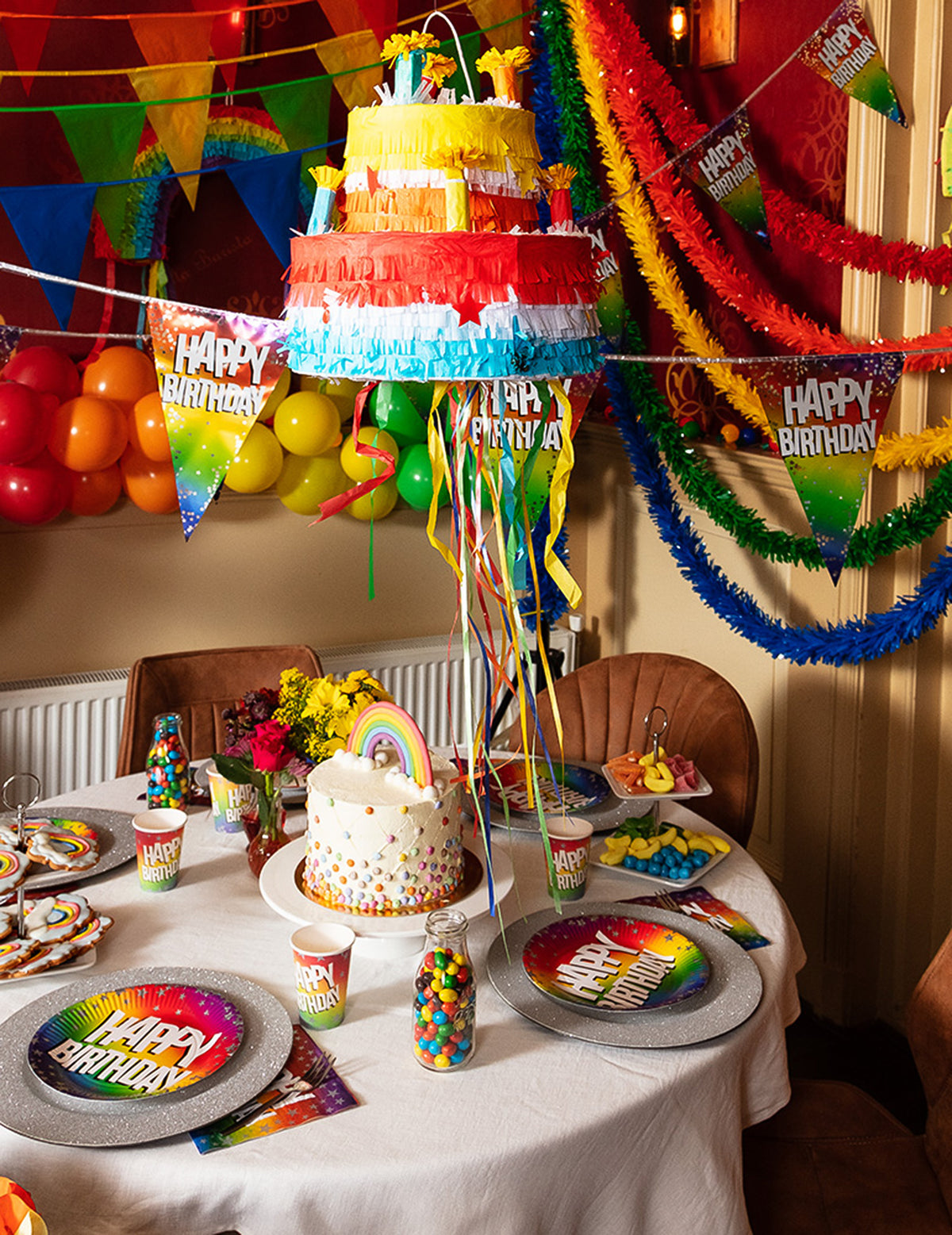 Décoration d'anniversaire avec la guirlande en PVC pour fête orange ignifugée 10 mètres