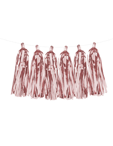 Girlanda ze střapců s 12 metalickými růžovo-zlatými bambulkami, 1,5 m