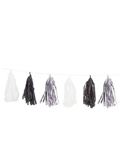 Guirlande tassel 15 pompons pour décoration de fête argent noir et blanc