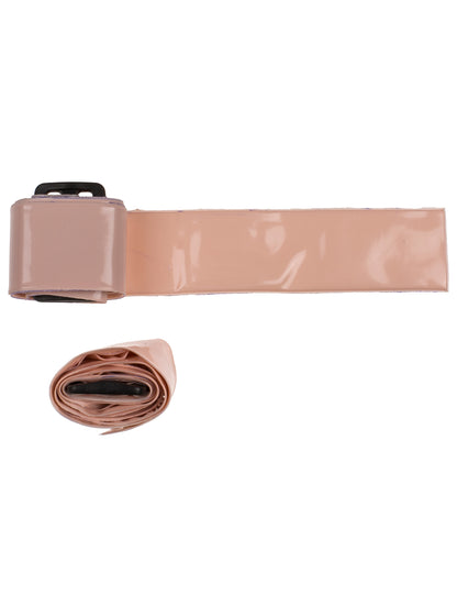 Bojová hra s nafukovacím penisem