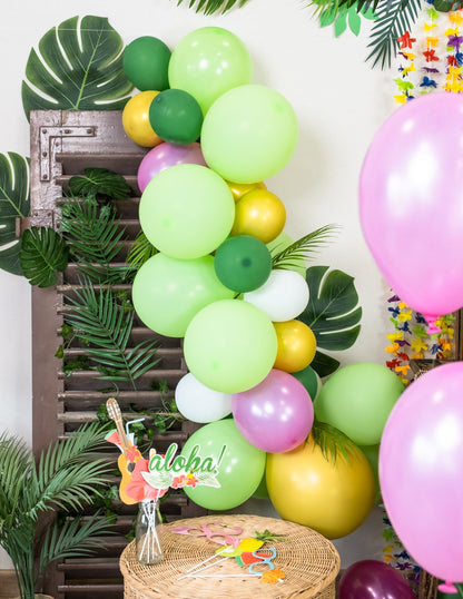 Oblouková sada 70 tropických balónků a listů džungle