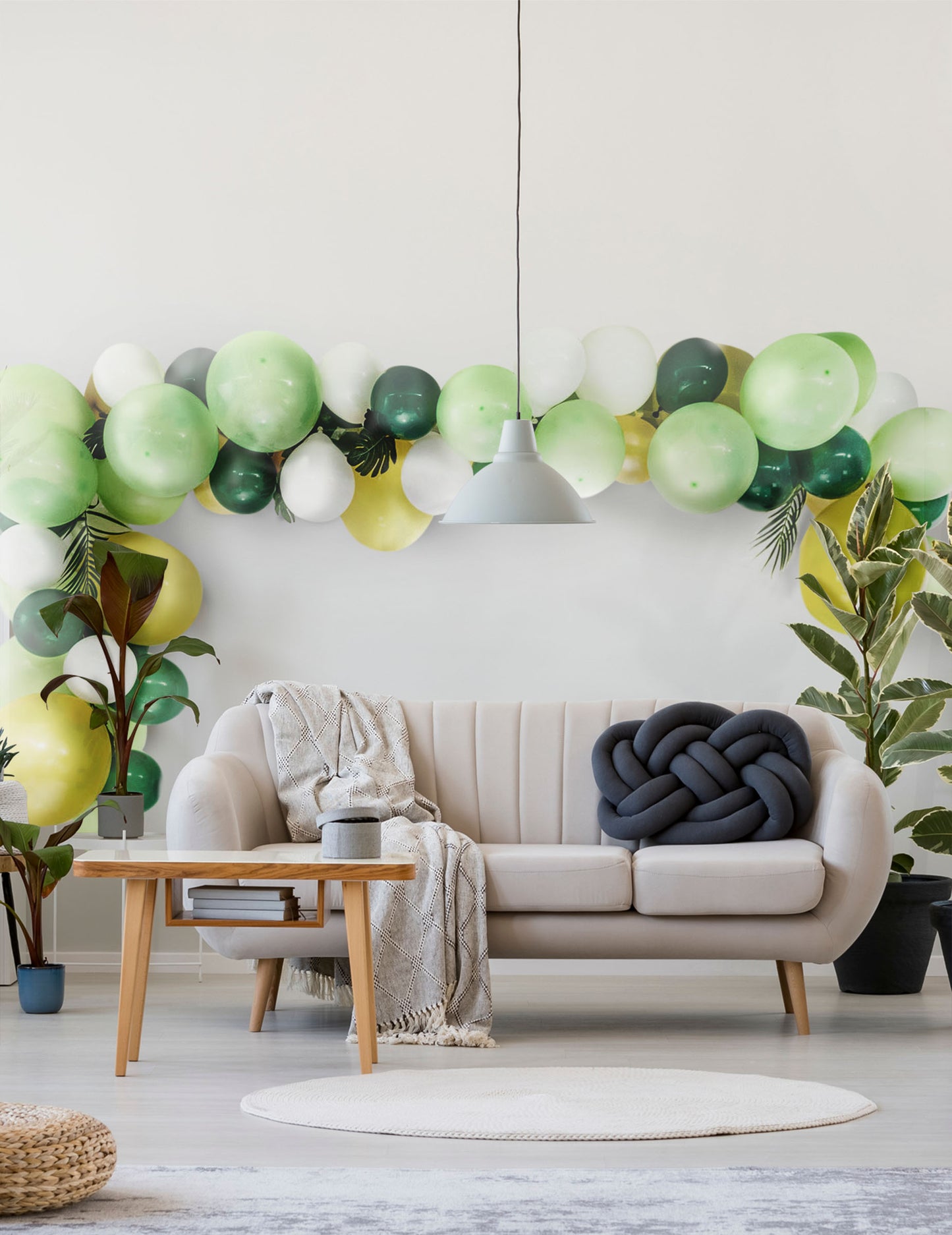 Oblouková sada 70 tropických balónků a listů džungle