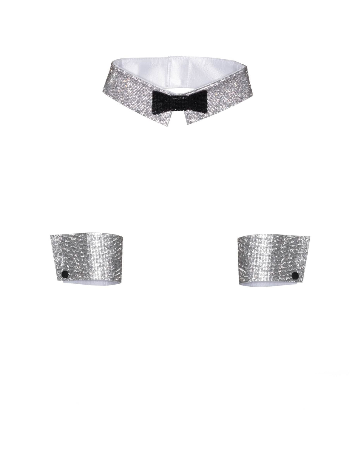 Détail du col et des poignets du kit col et manchettes à strass deluxe