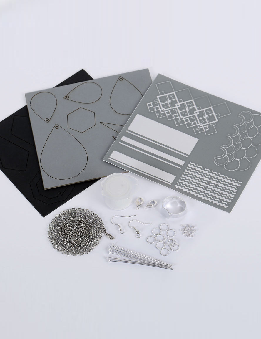 Kompletní diy elegantní sada pro tvorbu šperků v černé a stříbrné barvě