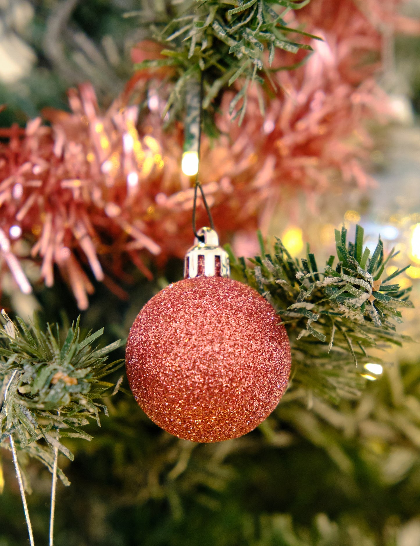 Sada ozdob na stromeček z růžového zlata 18 kusů a hvězd