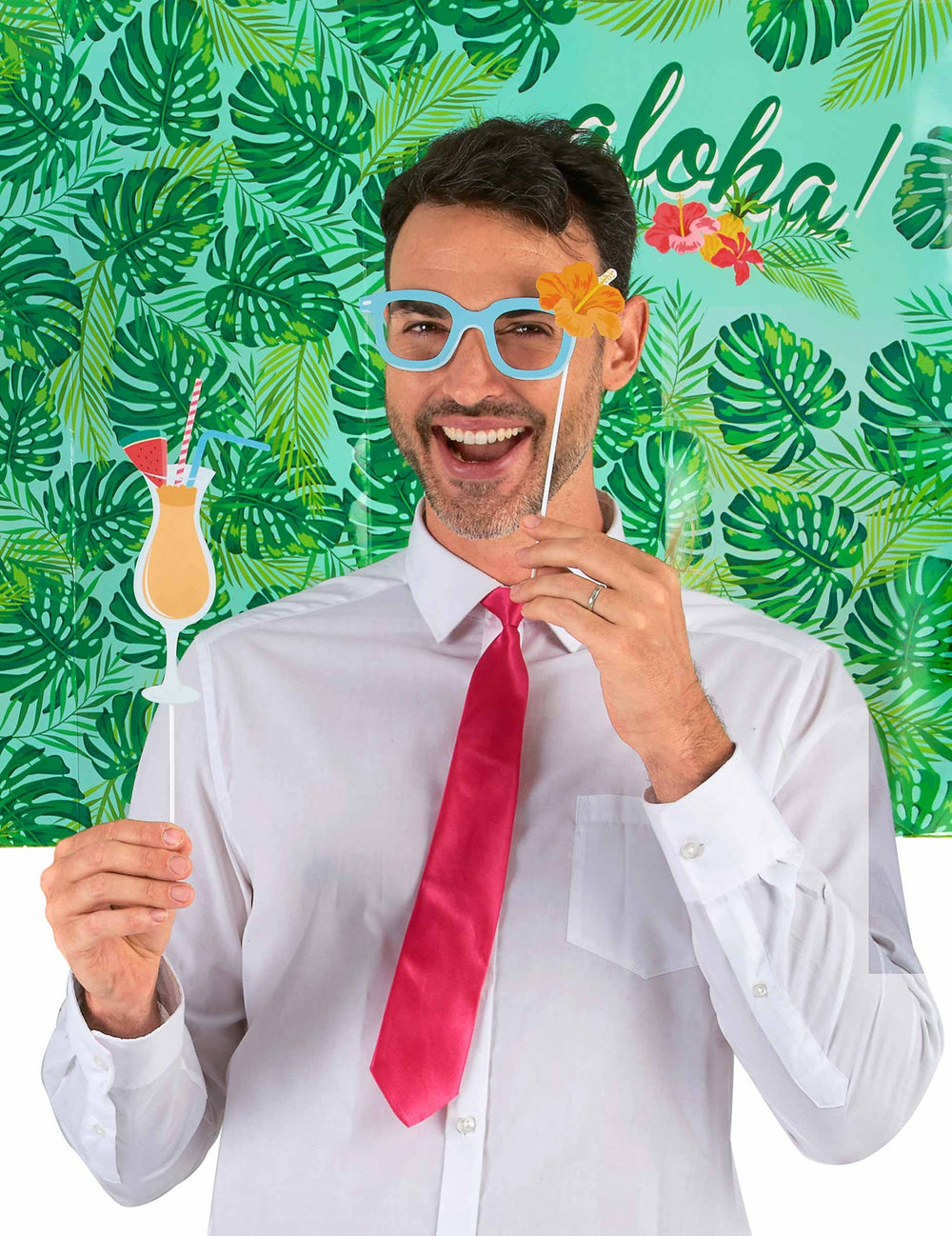 Mise en situation avec accessoires du kit photobooth Hawaï