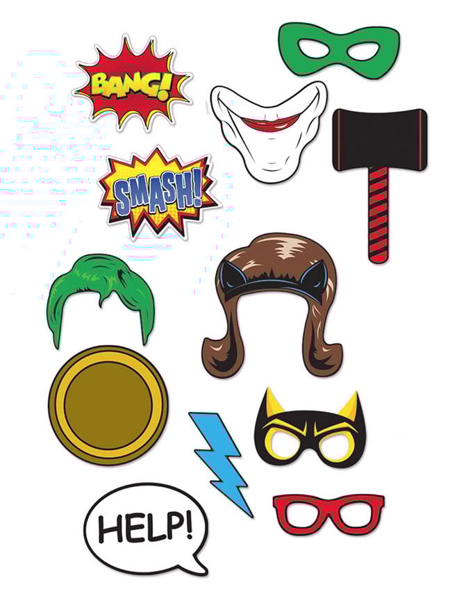 Vue des accessoires cartonnés du Kit photobooth Super-héros
