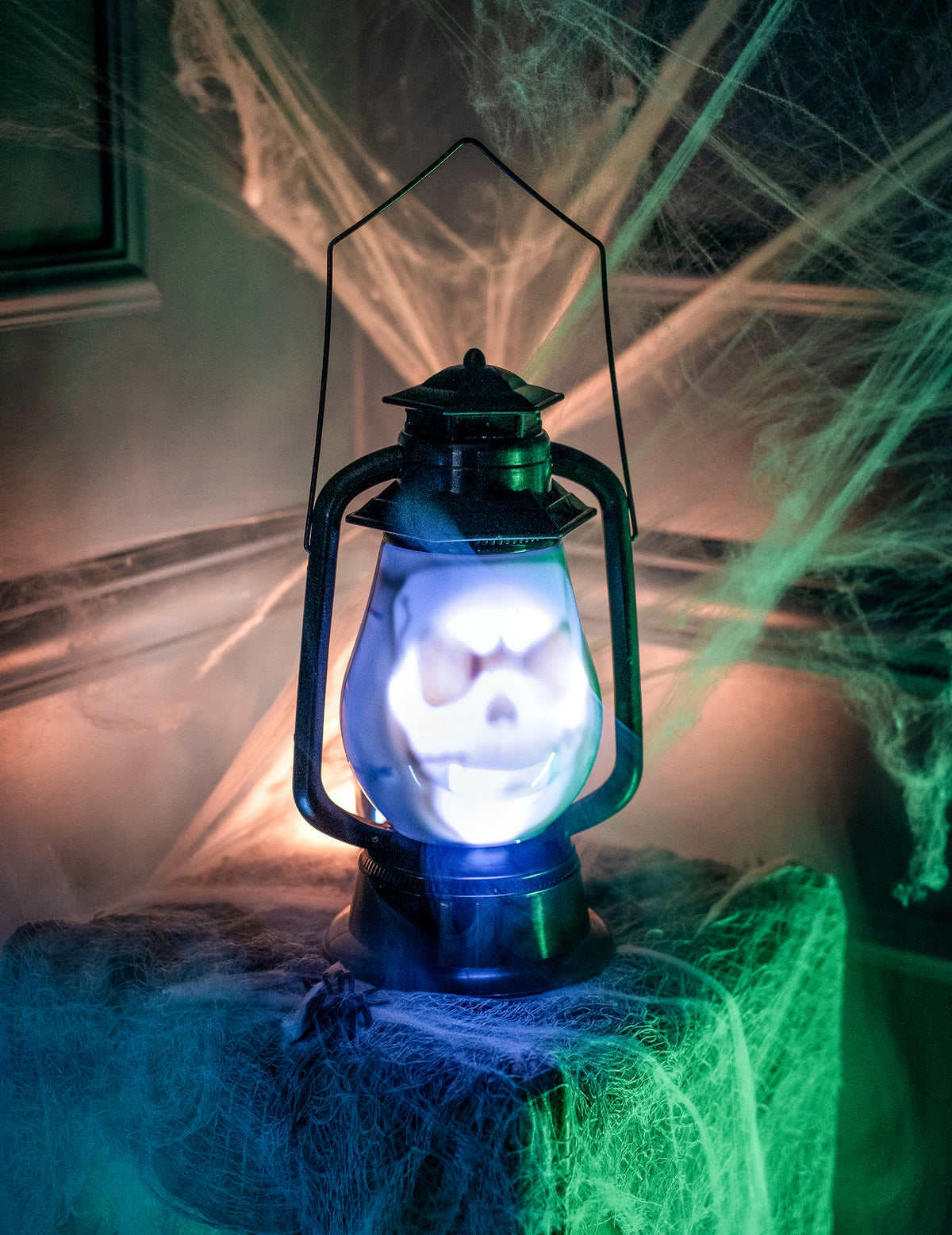 30 světelných a zvukových luceren cm Halloween