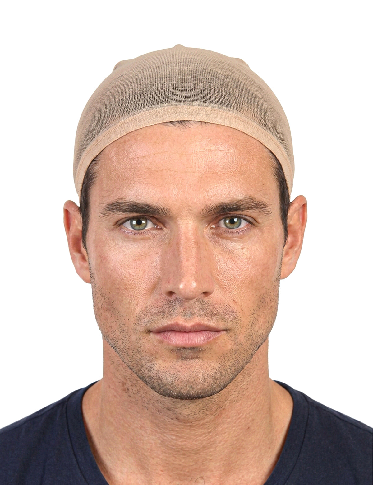 Vue de face du modèle du filet pour cheveux pour femme beige
