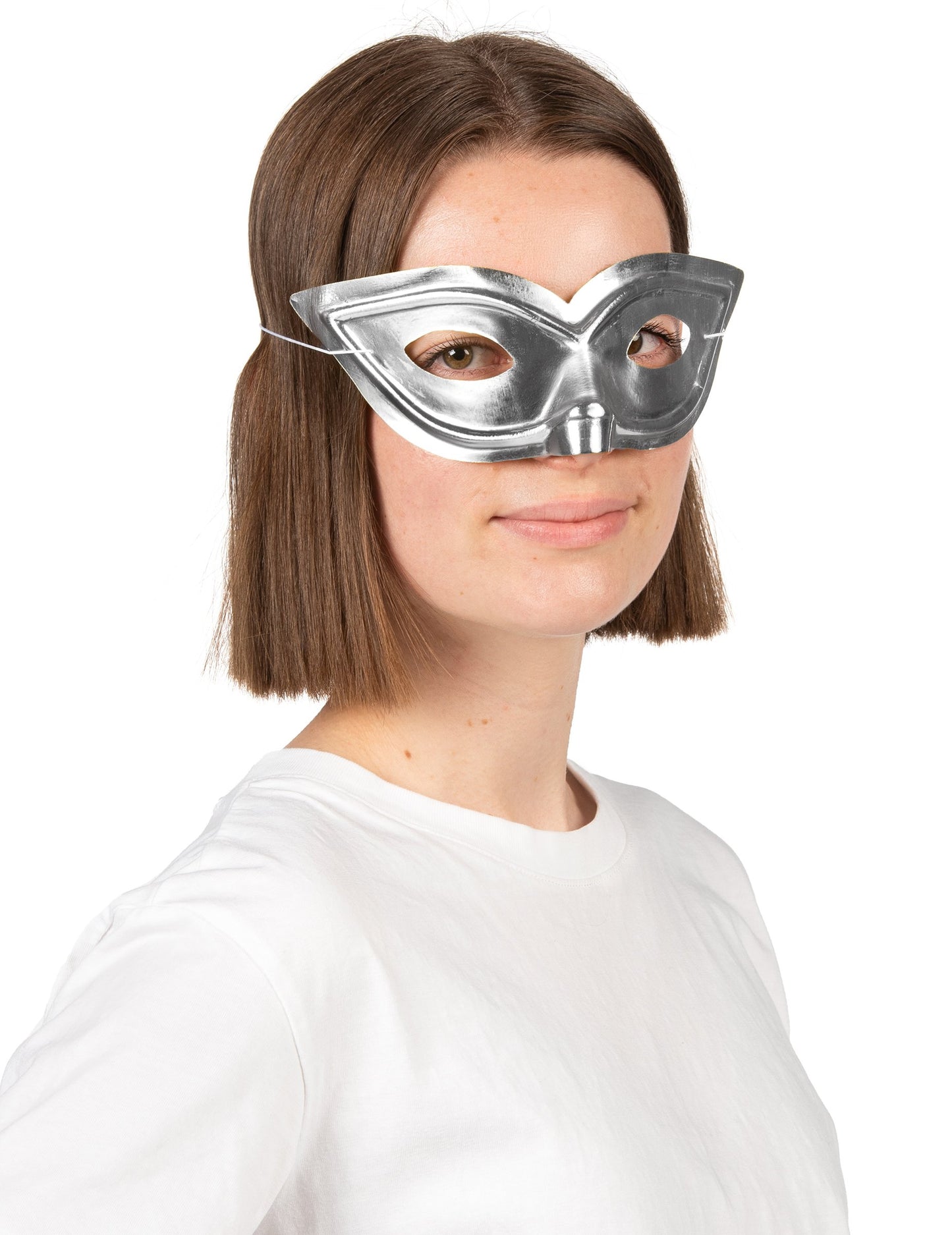 Dospělý brilantní stříbrný vlk