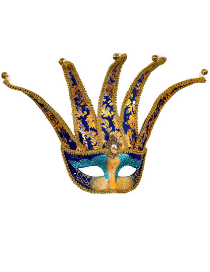 Dospělý modrý a zlatý benátský vlk se zvonky