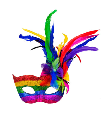 Vue de profil du loup vénitien multicolore avec plumes