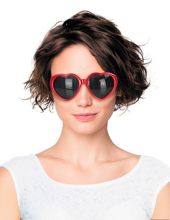 Vue de face des lunettes coeur lolita pour femme