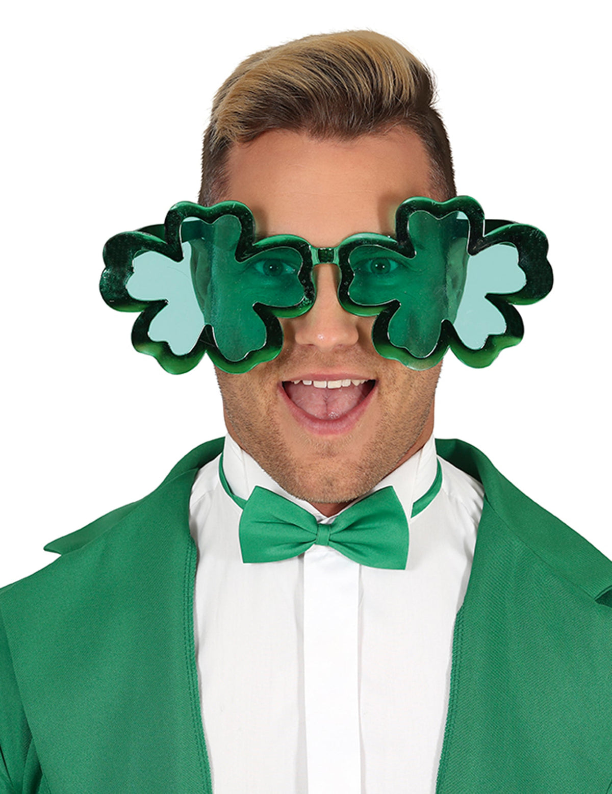 Vue de face portée des lunettes géantes trèfles Saint Patrick
