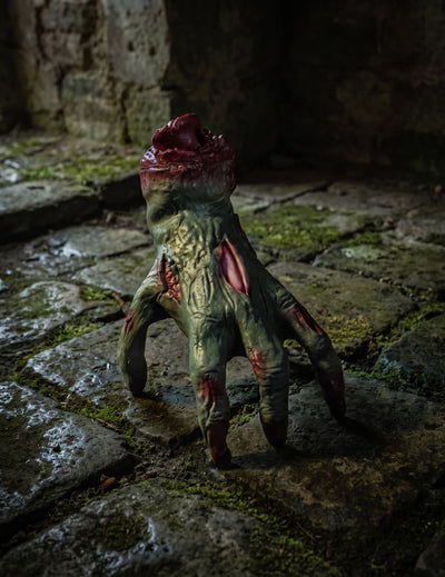Zvuk a pohyb ruky zombie 20 cm