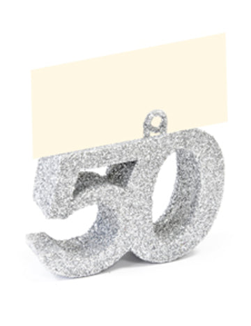 Umístěte fix třpytky číslo 50 stříbrná 4 x 4 x 1,5 cm se jmenovkou