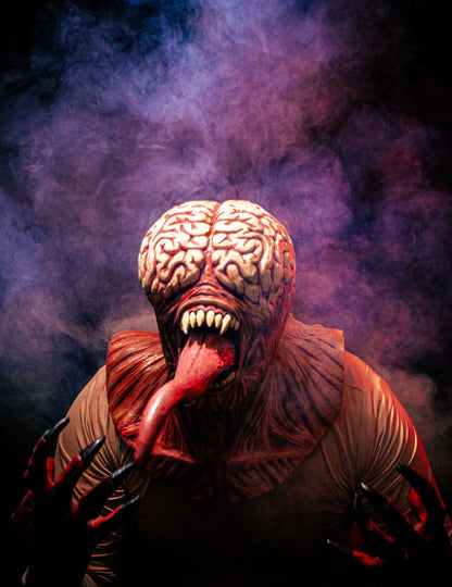 Celoobličejová maska pro dospělé monstrum s viditelným mozkem