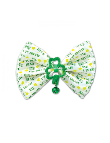 Polib mě, jsem motýlek s irským jetelem