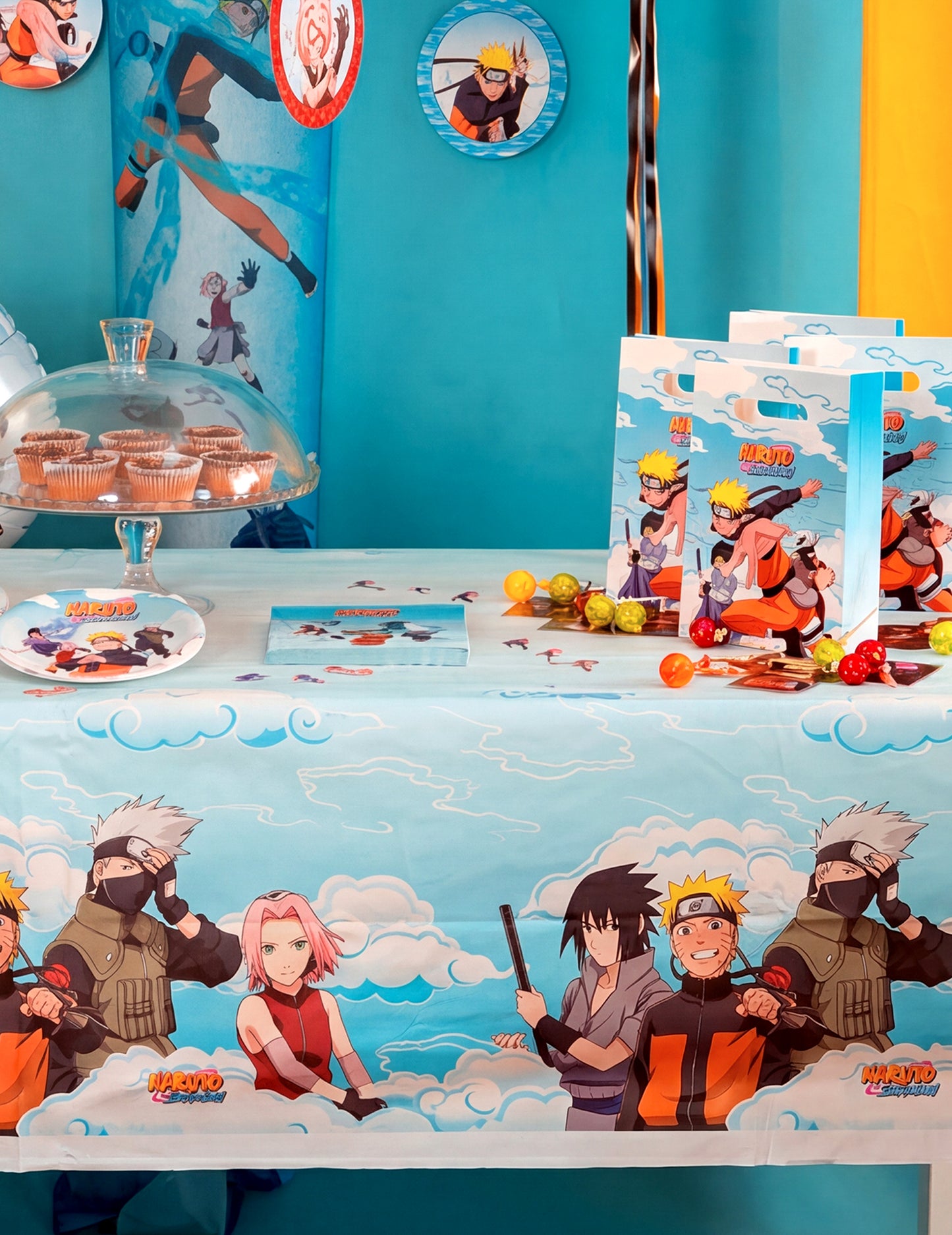 Recyklovatelný papírový ubrus Naruto Shippuden™ 136 x 228 cm