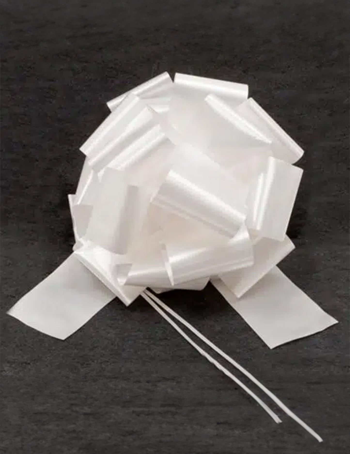 Obří stahovací luk bílá 35 cm saténový efekt