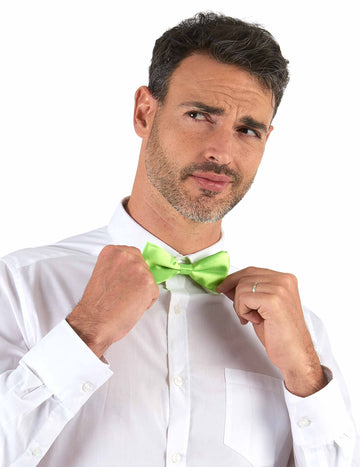 Dospělý neonovo zelený motýlek