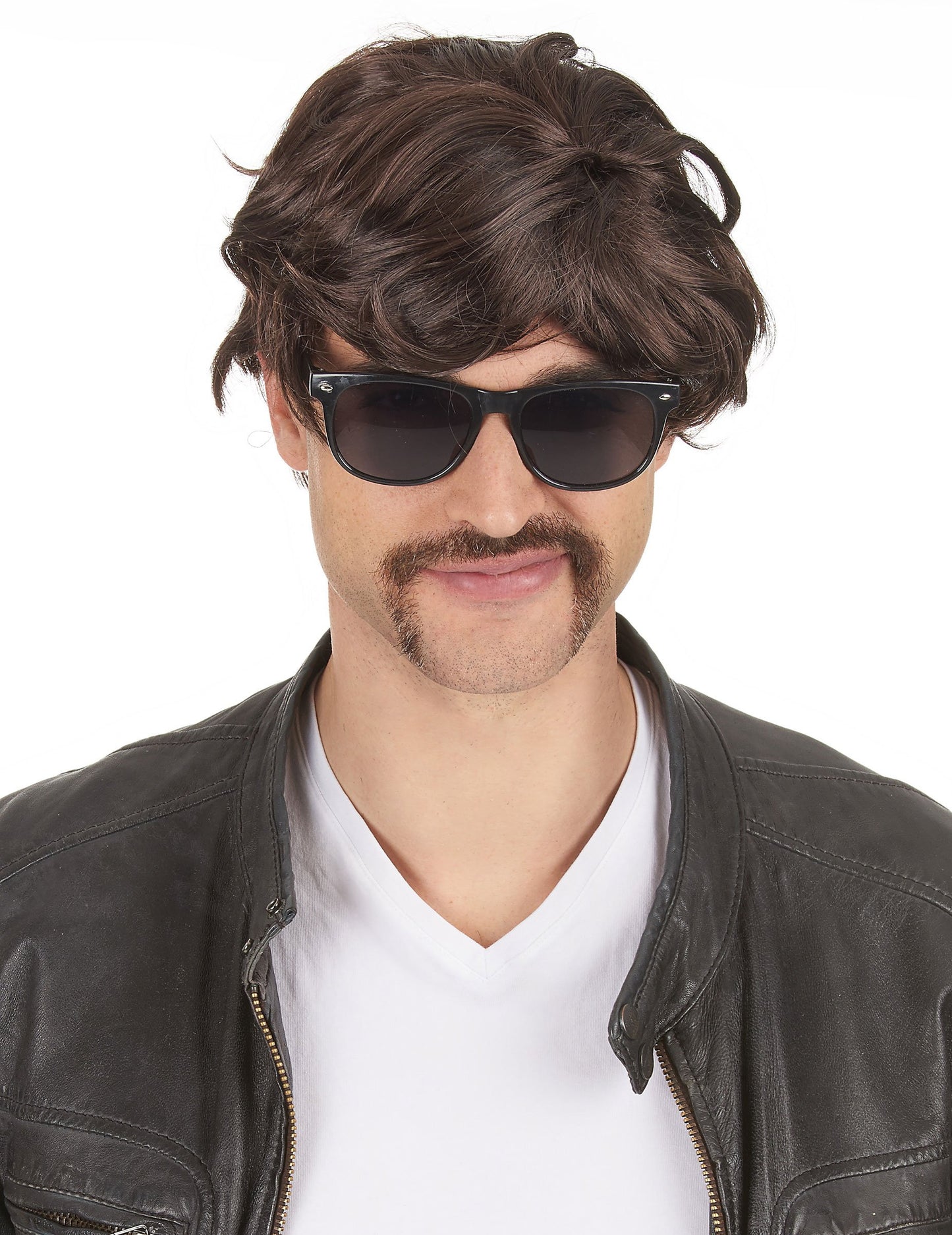 Krátká hnědá paruka pro muže