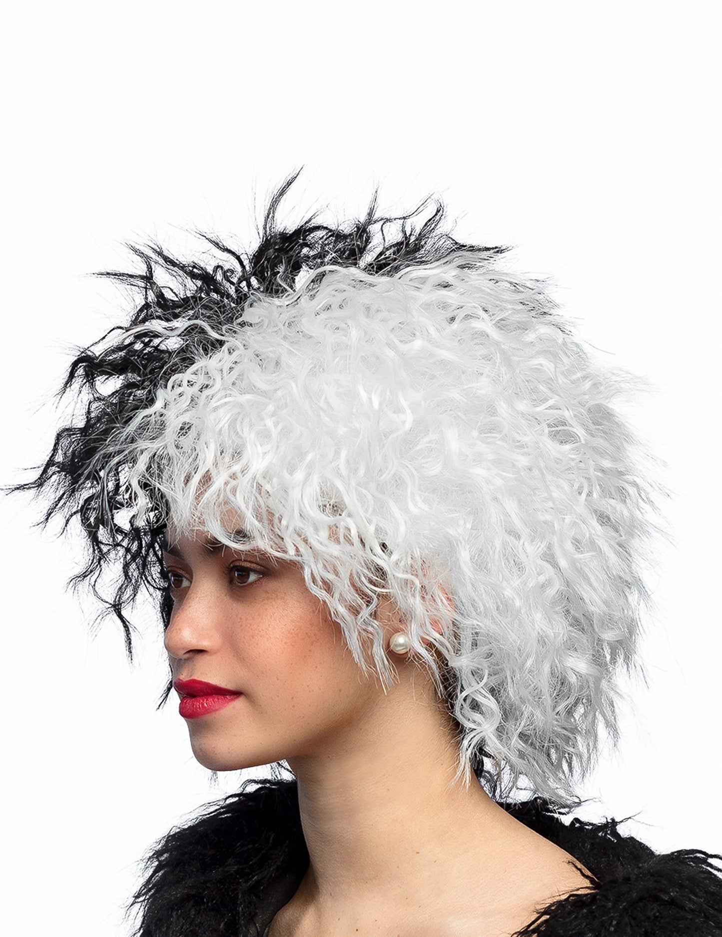 Pohled z boku na krutou paruku