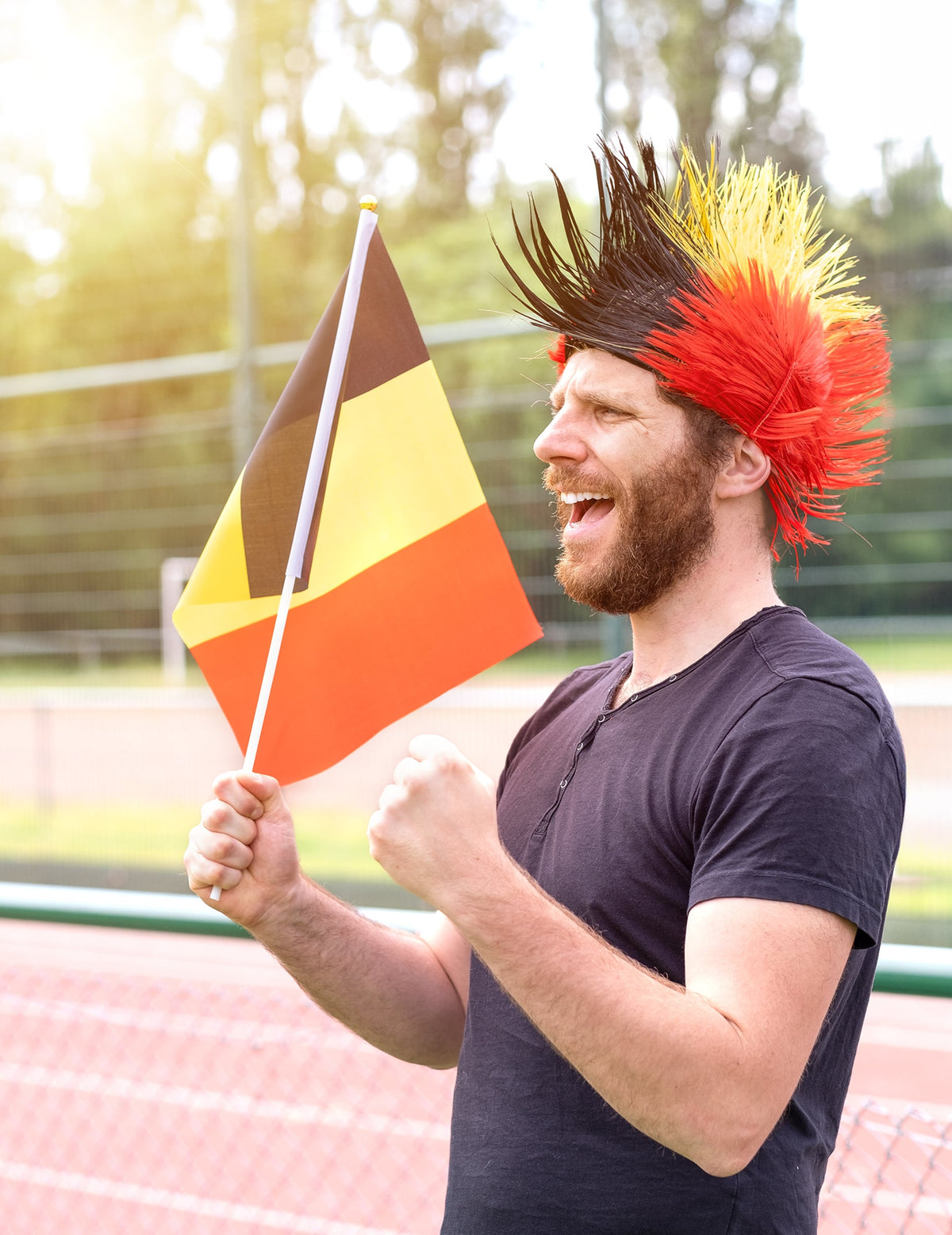 Vue de profil de la perruque punk supporter Belgique