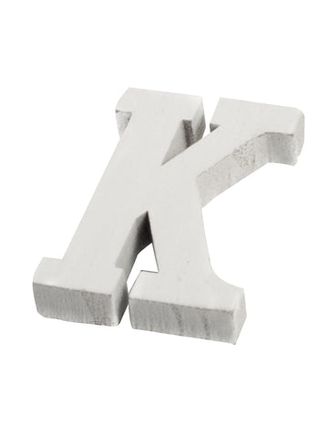 Malé bílé dřevěné písmeno K 5 cm na svatební výzdobu