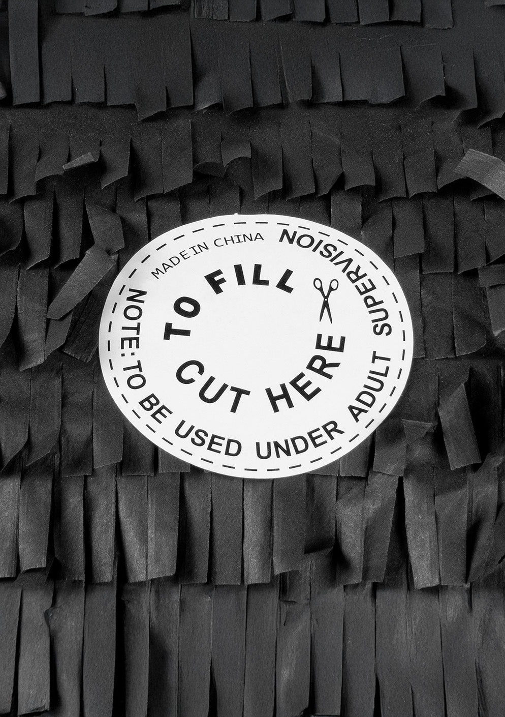 Holografická stříbrná piñata číslo 0, 40 x 28 x 8 cm na párty