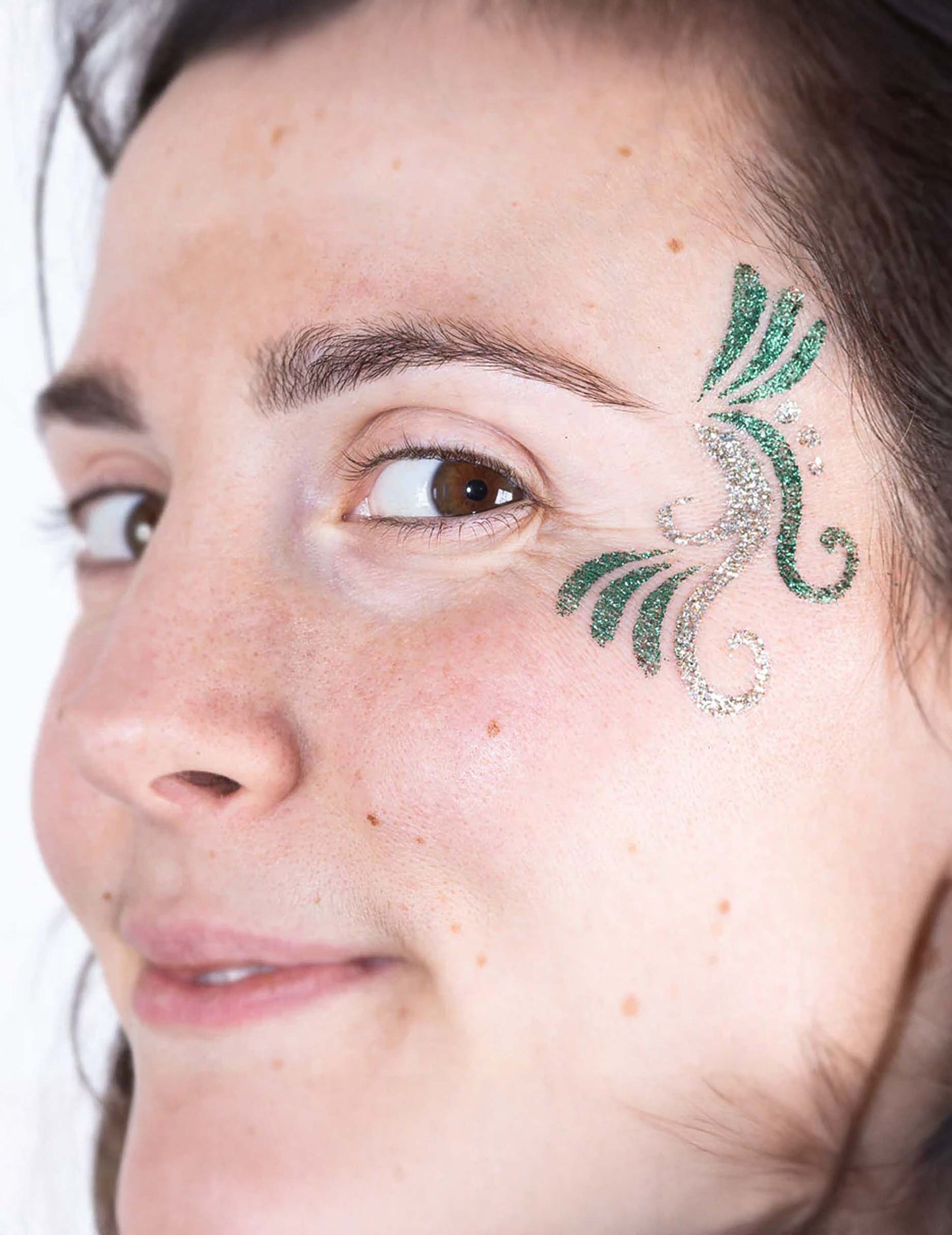 Opakovaně použitelný make -up šablona arabesque