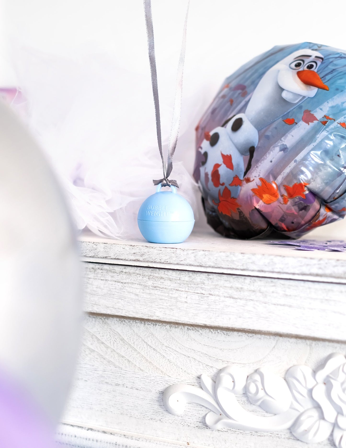 Závaží na heliové balónky světle modré 35 g na party dekoraci 