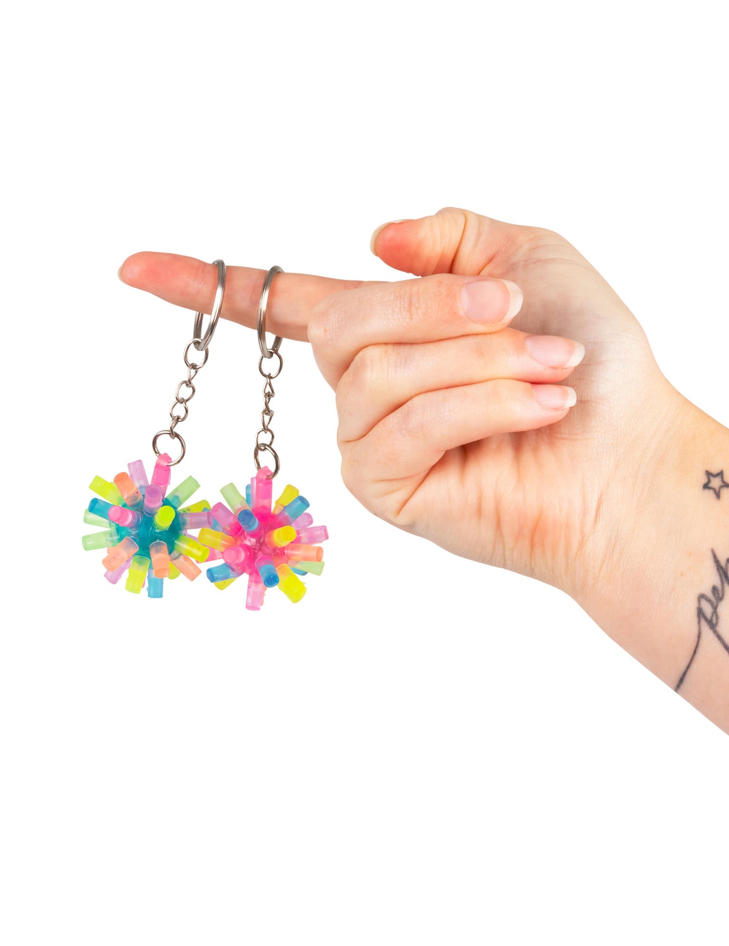 Světlý prošívaný kroužek na klíče