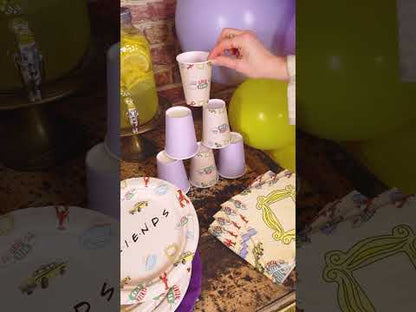 8 kartonových kelímků Friends o objemu 210 ml