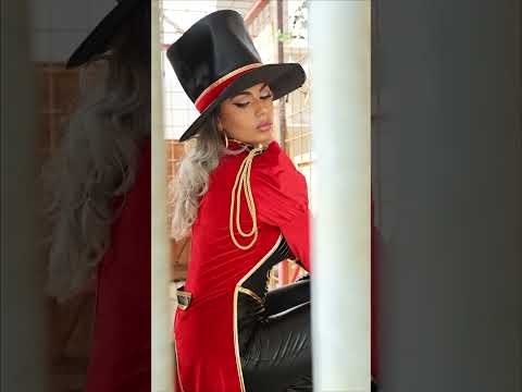 Déguisement combinaison Madame Loyal sexy femme