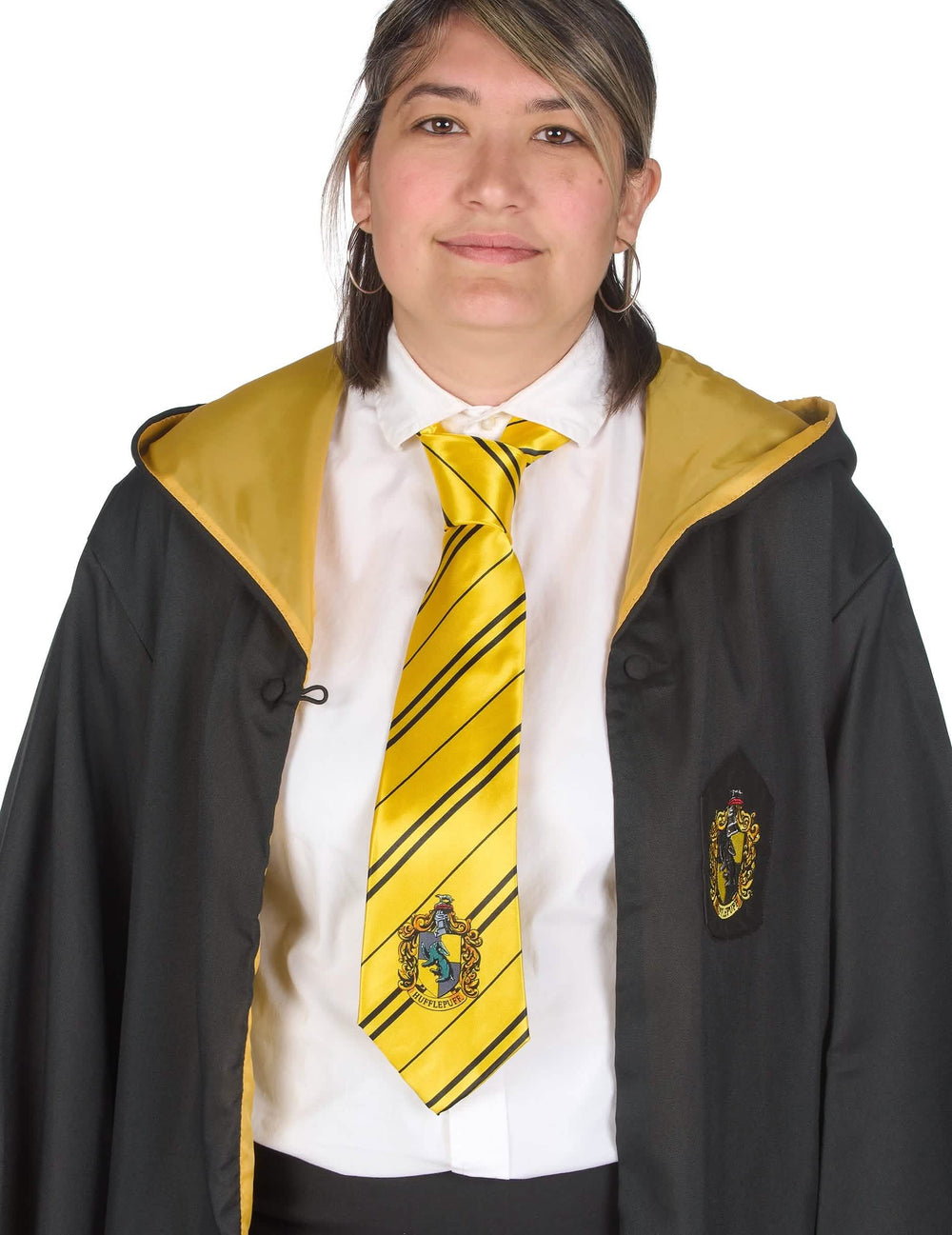 Detail kravaty a odznaku Replika luxus róby čaroděje Hufflepuffu