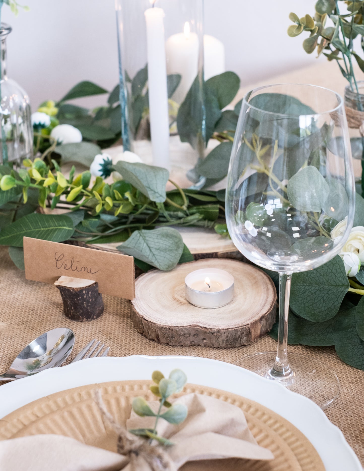 Poleno z přírodního dřeva 10 až 12 cm na svatební výzdobu