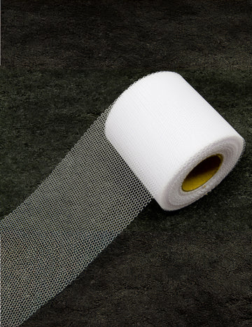 Rouleau de tulle blanc