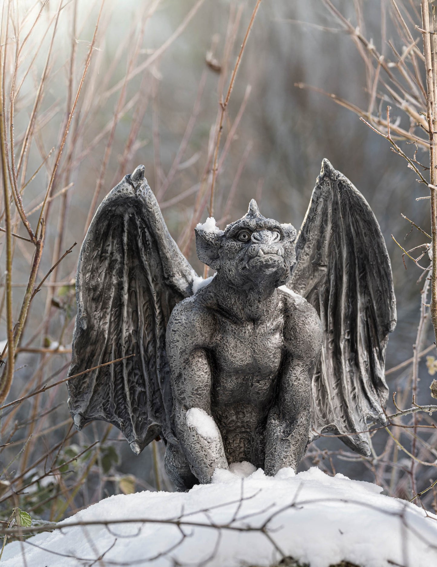 Socha chrliče z oxidu hořečnatého, 54 cm