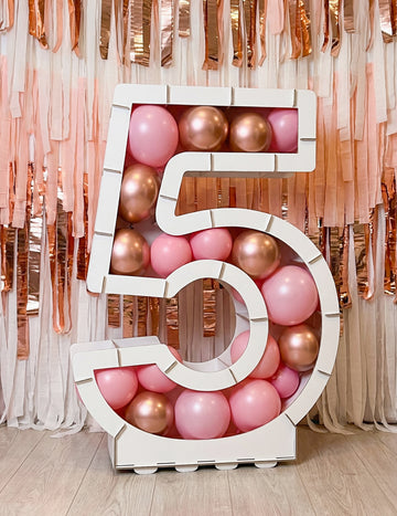 Bílá číselná struktura pro balónky 64 cm