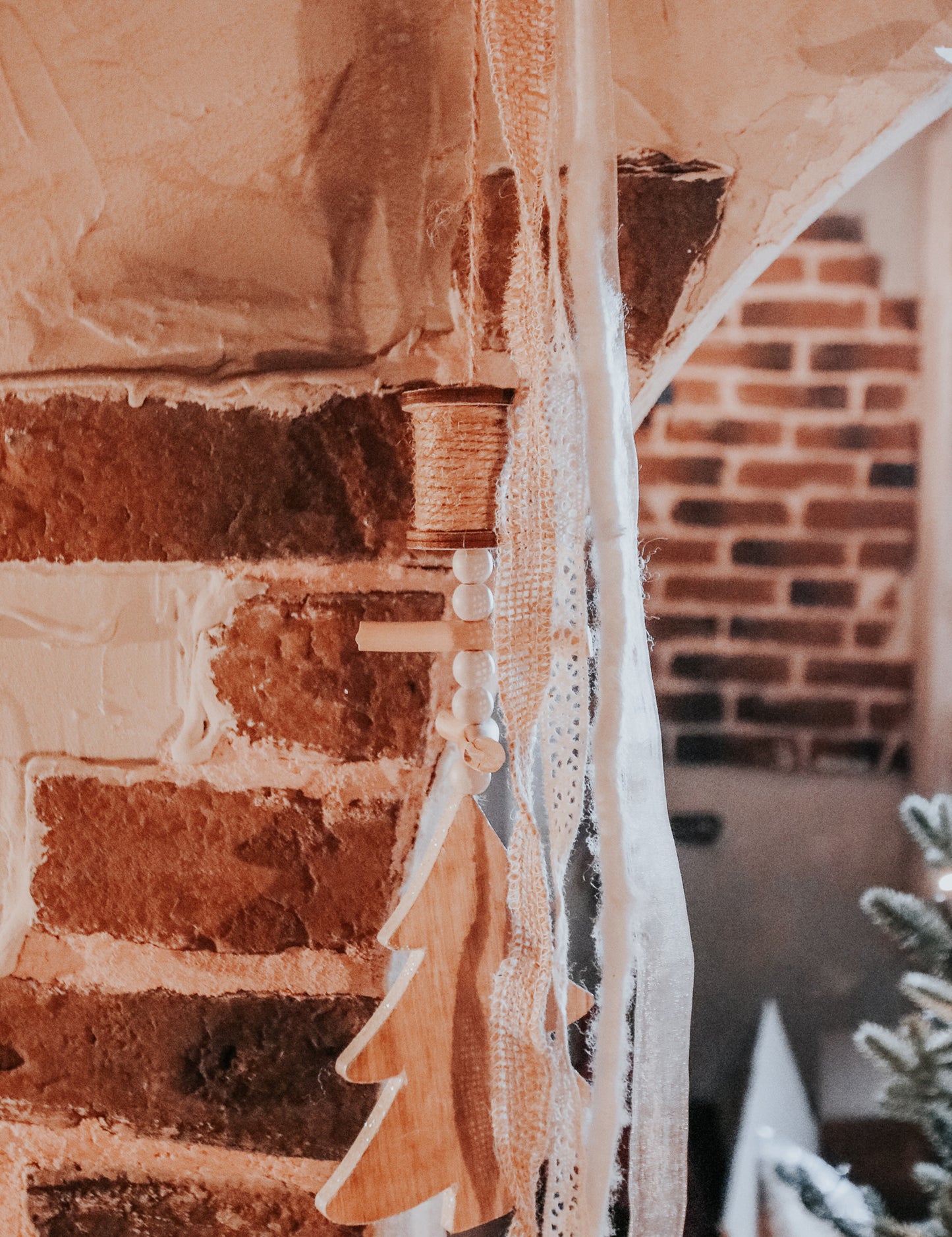 Dřevěný závěs z juty a krajky 90 jedle cm, styl chaty