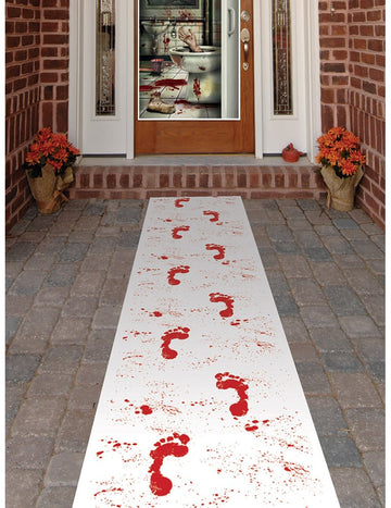 Netkaný koberec s krvavými stopami 3m x 65 cm