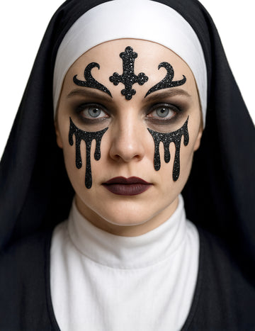 Třpytivé tetování černé jeptišky