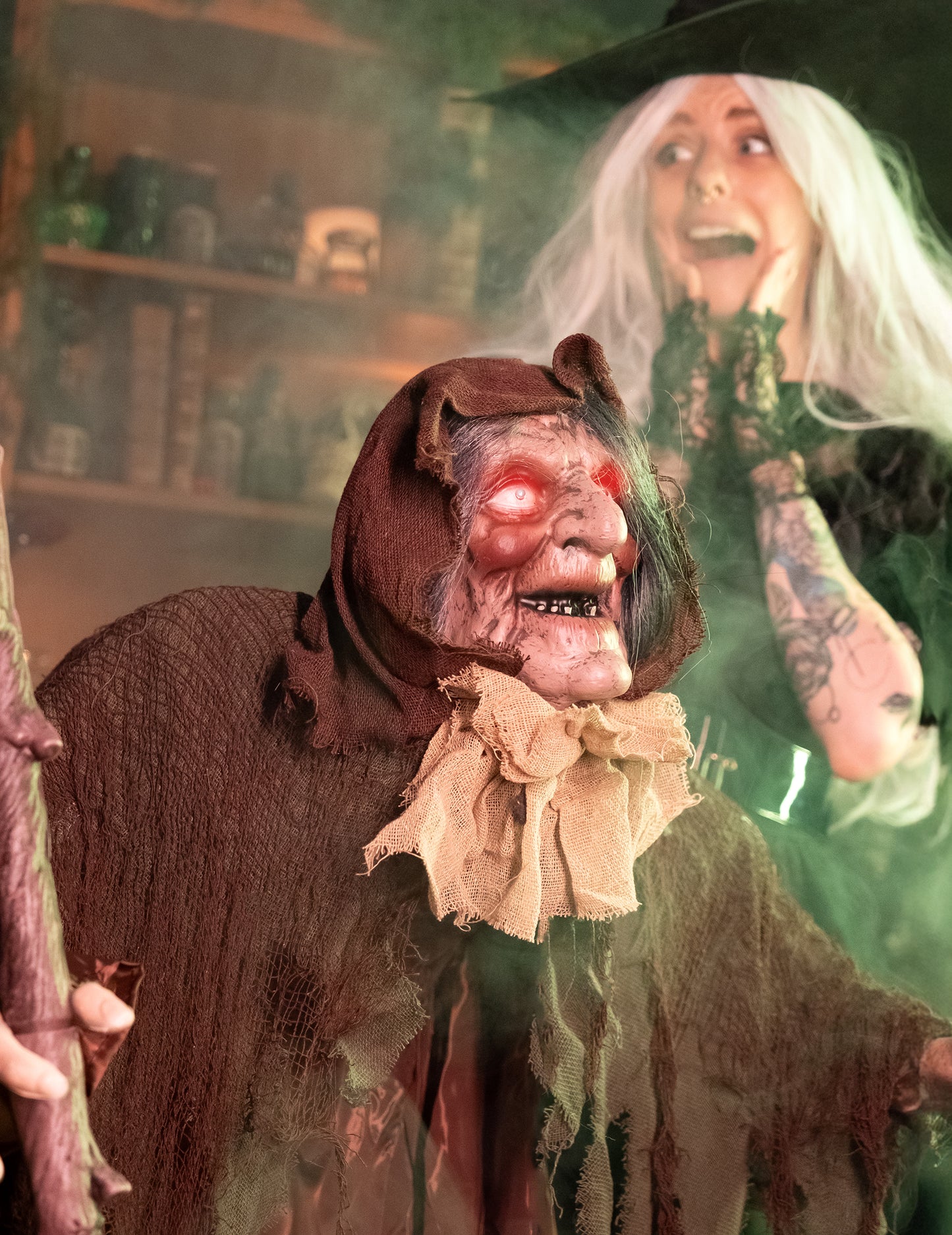 Stará čarodějnice Animovaná 110 cm